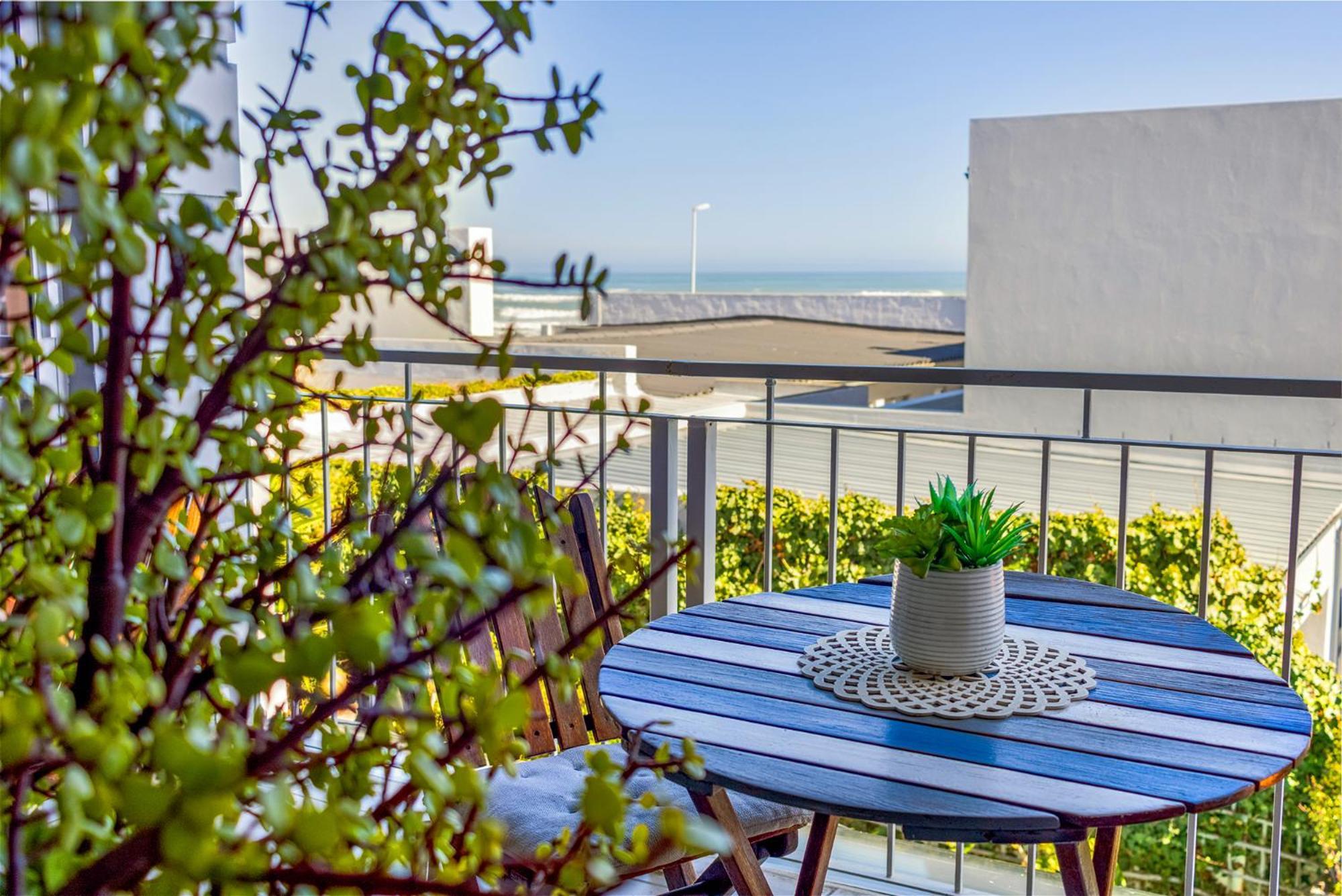 The Sandcastle Guesthouse - Мелкбосстранд Екстер'єр фото