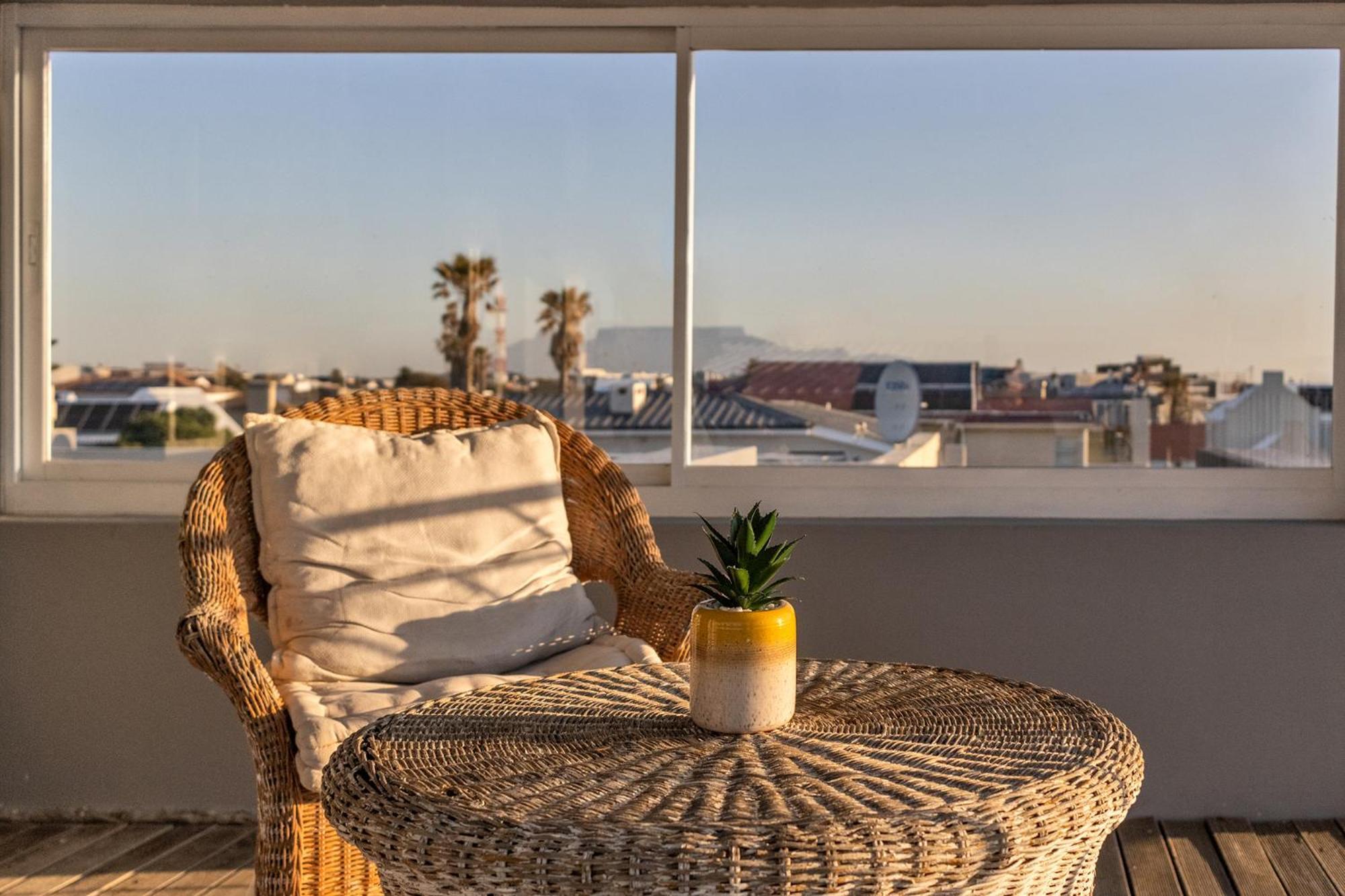 The Sandcastle Guesthouse - Мелкбосстранд Екстер'єр фото